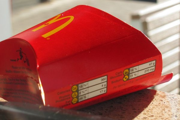 McDonald’s wprowadzi zamówienia i płatności przez aplikację