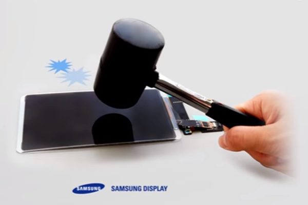 Nowy elastyczny ekran OLED Samsunga