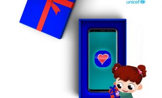 Kup przecenionego Samsunga w Play i wspomóż UNICEF