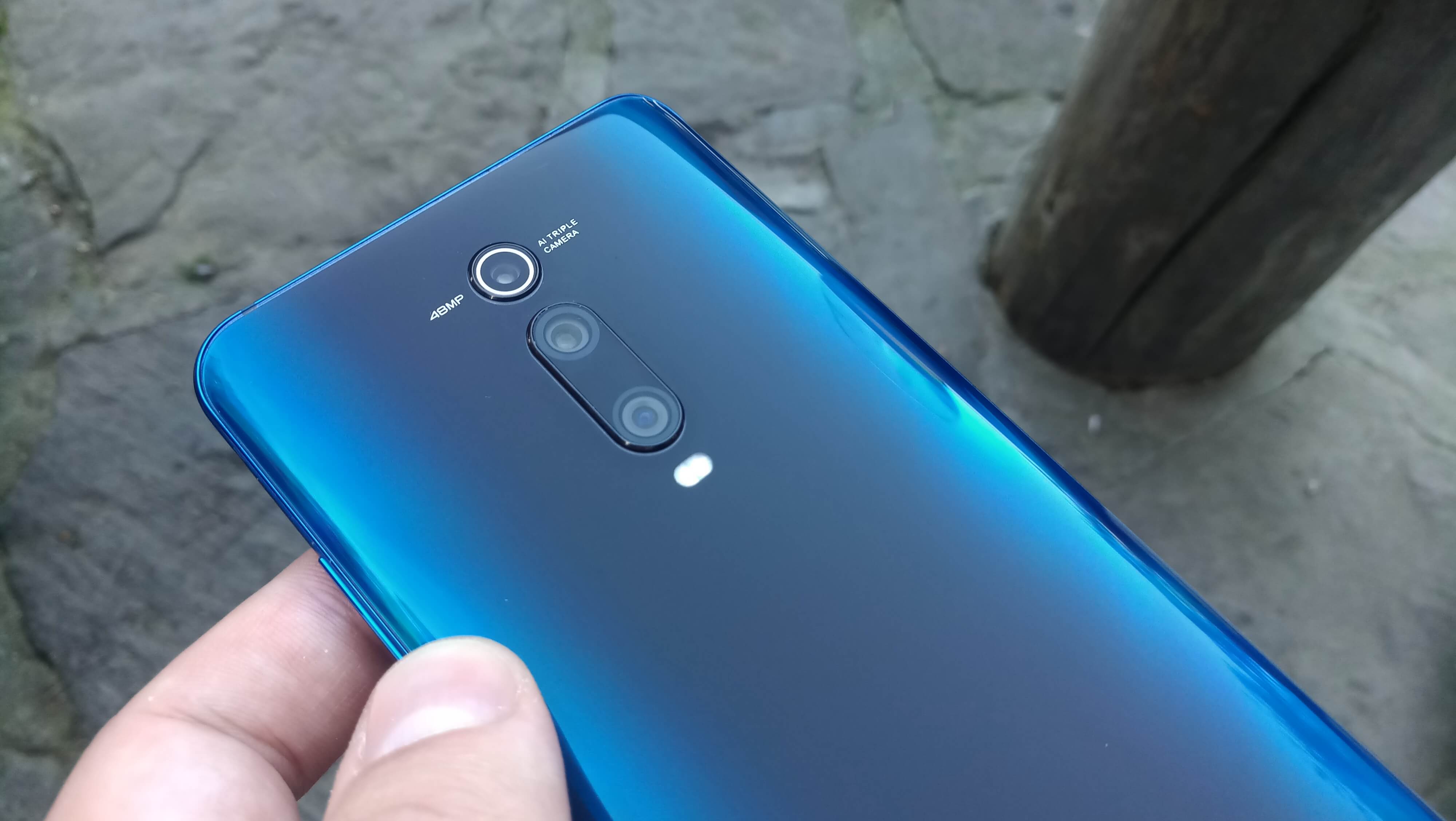 Recenzja Xiaomi Mi 9T - test czy warto? | Komórkomat.pl