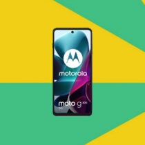 Motorola Moto G200 5G w Plushu!