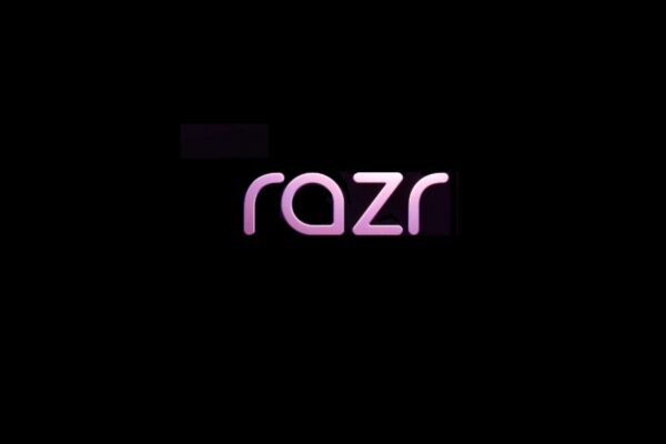 grafika firmy Motorola przedstawiająca napis RAZR