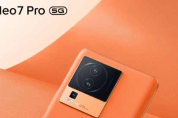 iQOO Neo7 Pro design
