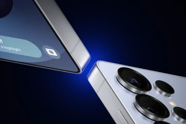 zdjęcie przedstawiające smartfona Samsung Galaxy S25 Ultra
