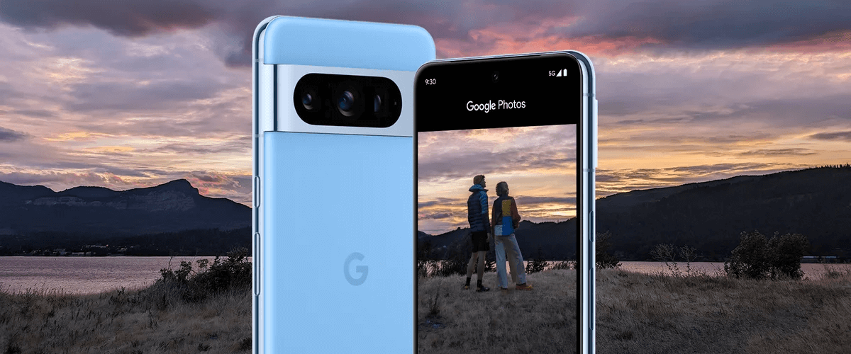 Grafika smartfona Google Pixel 8 w kolorze błękitnym