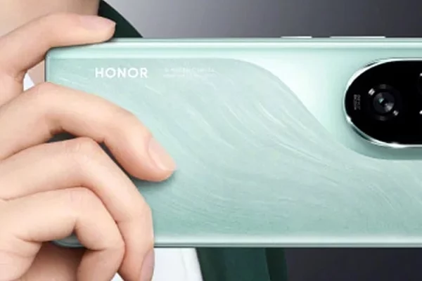 Grafika przedstawiająca prawdopodobny wygląd smartfon Honor 200