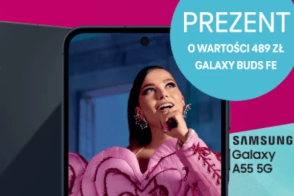 grafika firmy T-Mobile przedstawiająca smartfona Samsung galaxy A55 w promocji z Galaxy Buds FE