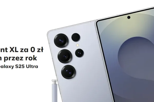 grafika przedstawiająca smartfona Samsung Galaxy S25 Ultra w promocji sieci Plus