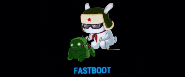 grafika firmy Xiaomi przedstawiająca królika symbolizującego Fastboot naprawiającego smartfonowego Androida