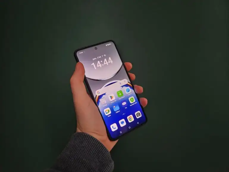 zdjęcie przedstawiające smartfona OPPO Find X8 Pro
