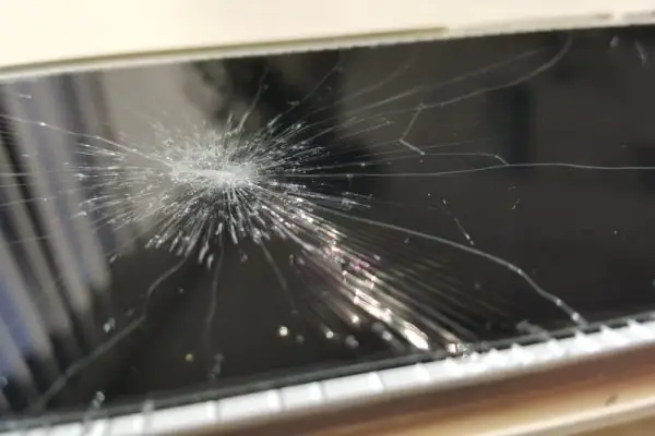 Uszkodzony wyświetlacz telefonu