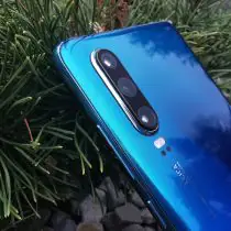 Atrakcyjny i nowoczesny Huawei P30 – recenzja