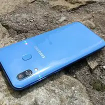 Kompaktowy i atrakcyjny Samsung Galaxy A40 – recenzja