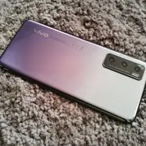 Śliczny vivo Y70 o sporych możliwościach – recenzja