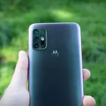 Niedroga i solidna motorola moto g30 z wieloma zaletami – recenzja