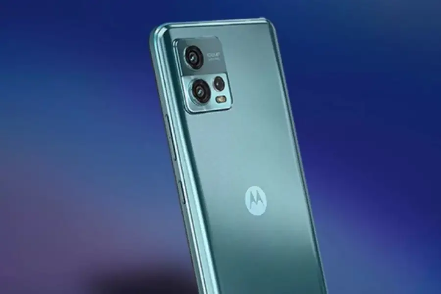 grafika przedstawiająca smartfona Moto G72