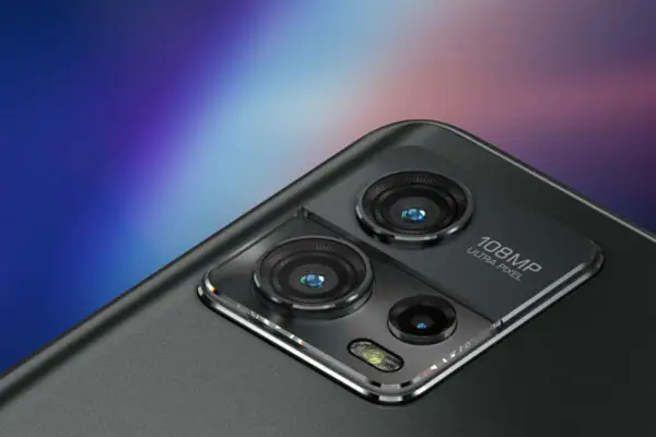 grafika przedstawiająca smartfona Motorola Moto G72 w Europie