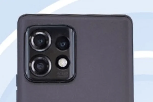 Moto X40 baterie