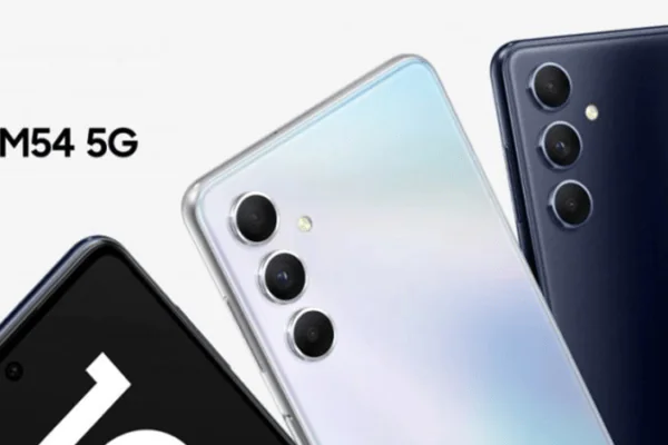 grafika przedstawiająca telefon Samsung Galaxy M54