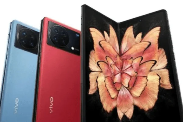 grafika przedstawiająca telefon vivo X Fold 2