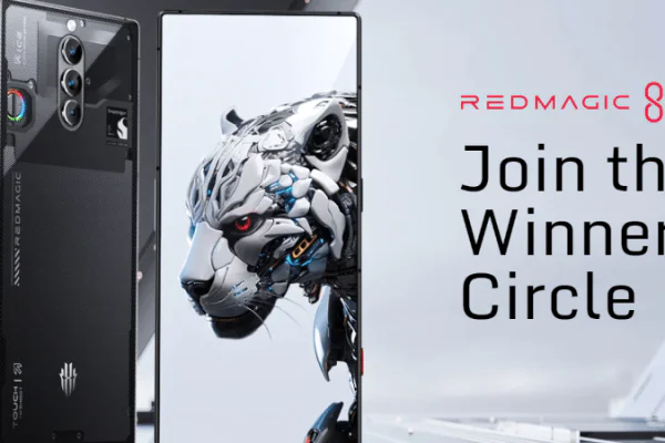 grafika przedstawiająca smartfona Red Magic 8S pro globalnie