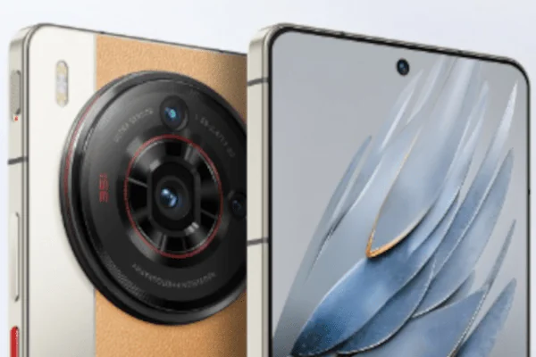 grafika przedstawiająca smartfona ZTE Nubia Z50S