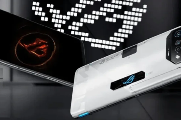 zdjęcie przedstawiające telefon Asus ROG Phone 8 Ultimate