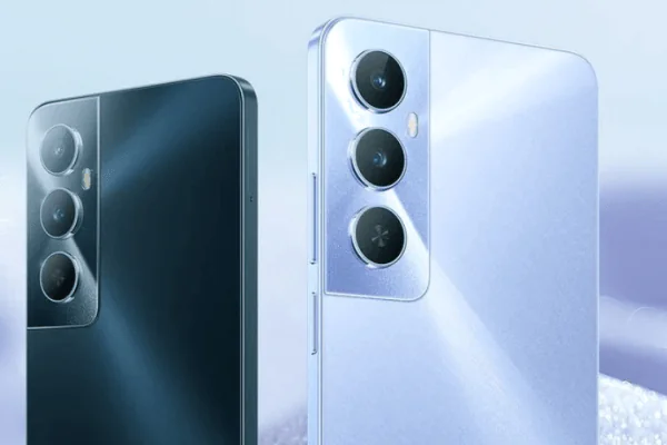 grafika przedstawiająca możliwy wygląd realme C65 5G w dwóch wersjach kolorystycznych