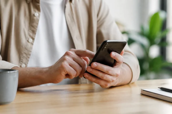 Jak doładować telefon na kartę w 13 różnych sieciach?