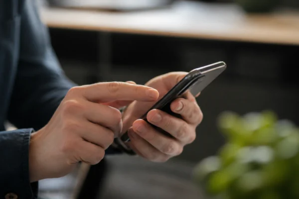 Jak włączyć 5G w telefonie Plus?