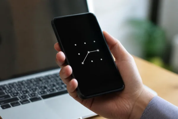 Jak odblokować telefon bez utraty danych?
