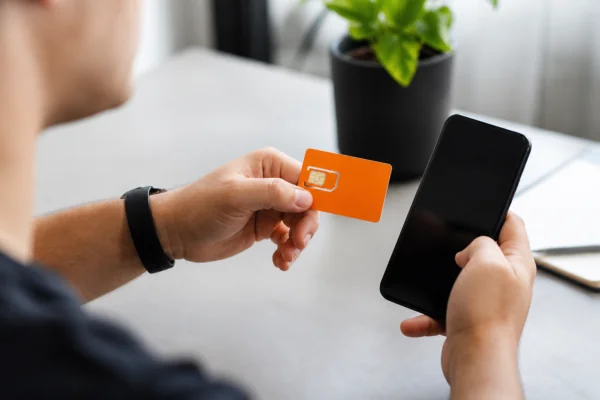 Jak zarejestrować kartę Orange w {year} roku?