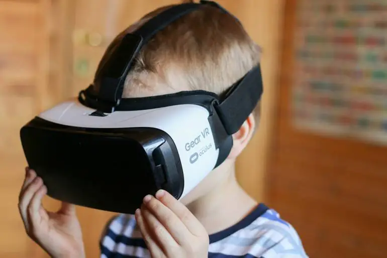 Samsung Gear VR 2jpg