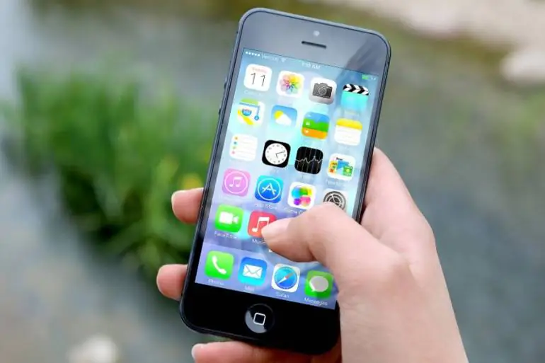 Apple iPhone 5