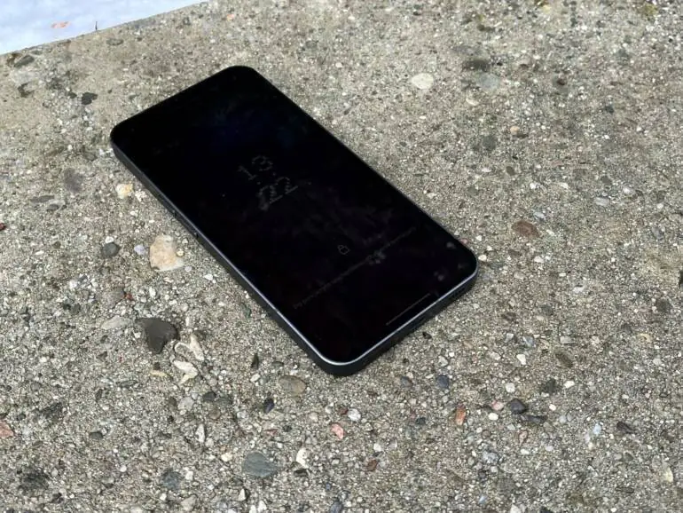 Nothing Phone (1) recenzja