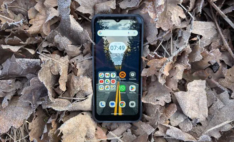 zdjęcie przedstawiające smartfona HAMMER Construction 2 5G
